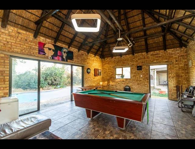 4 BEDROOM HOUSE FOR SALE IN BRACKENHURST